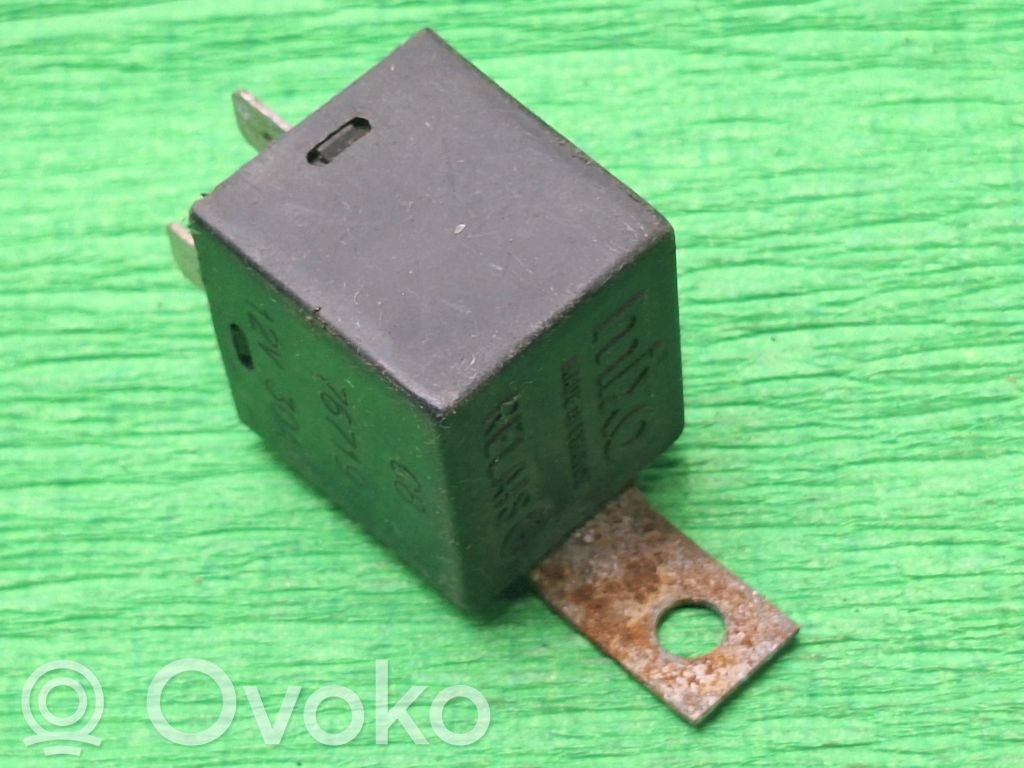 Inne przekaźniki   12V30A,76719
