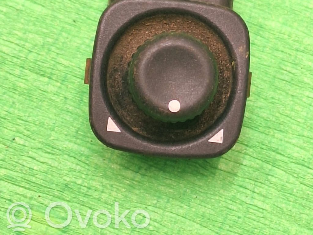 Ford Escort Wing mirror switch 