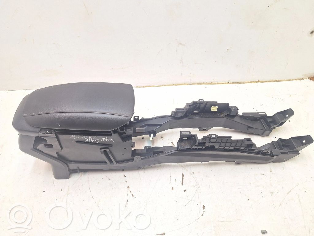 Ford Mondeo MK V Reposabrazos 