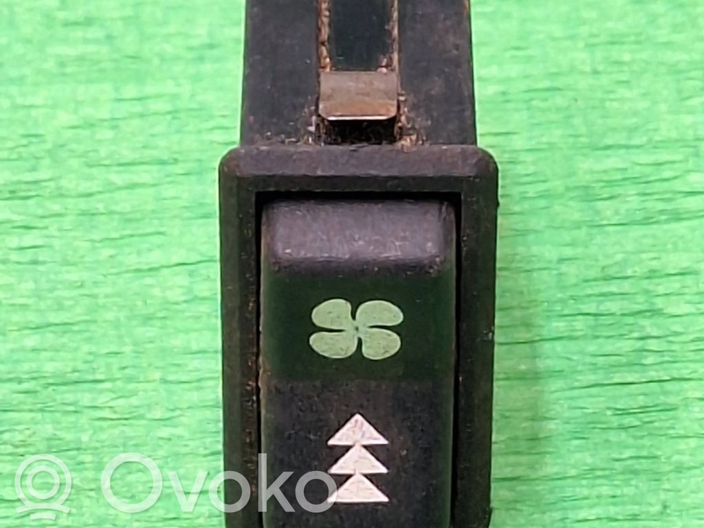 Ford Fiesta Przełącznik / Włącznik nawiewu dmuchawy 