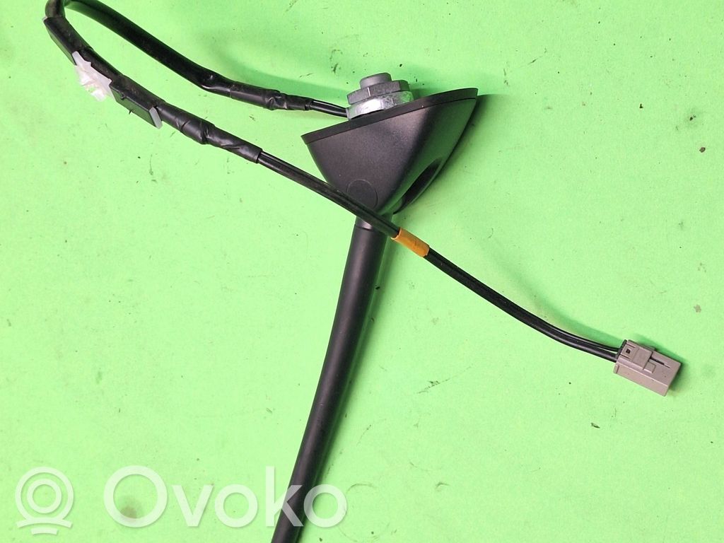 Subaru Forester SH Radion antenni 