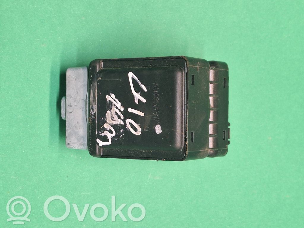 Renault Clio IV Užvedimo spynelė 