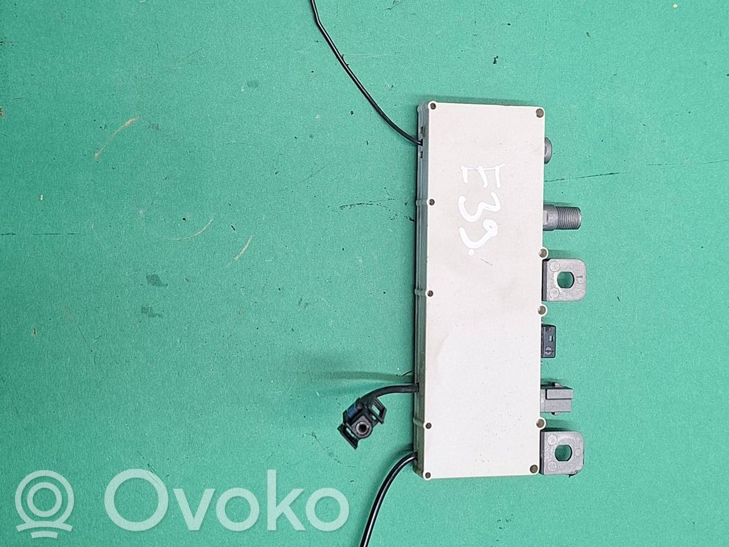 BMW 5 E39 Antenna control unit 