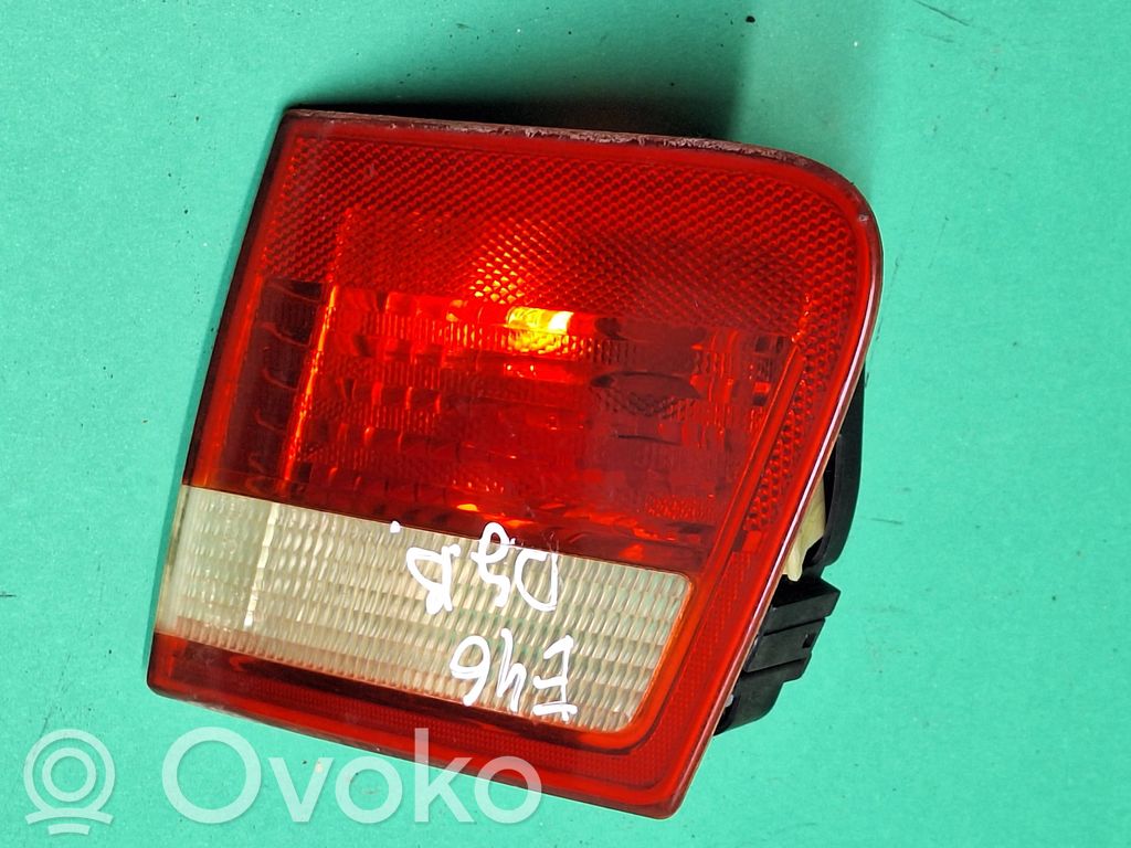 BMW 3 E46 Tailgate rear/tail lights 