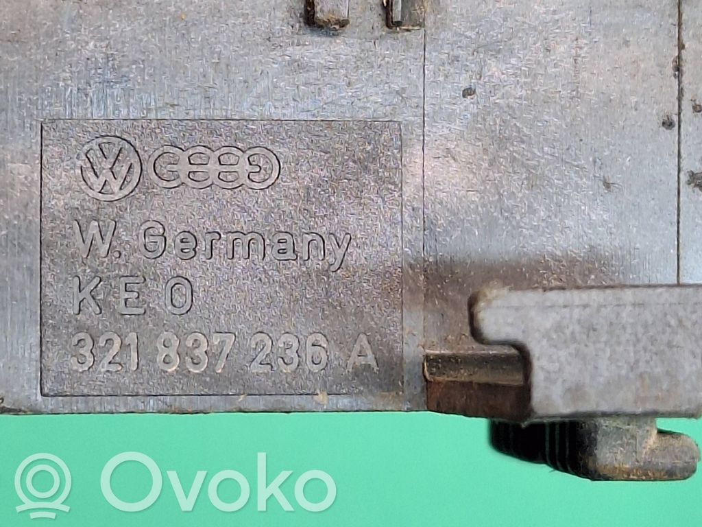 Volkswagen Golf II Klamka wewnętrzna drzwi przednich 
