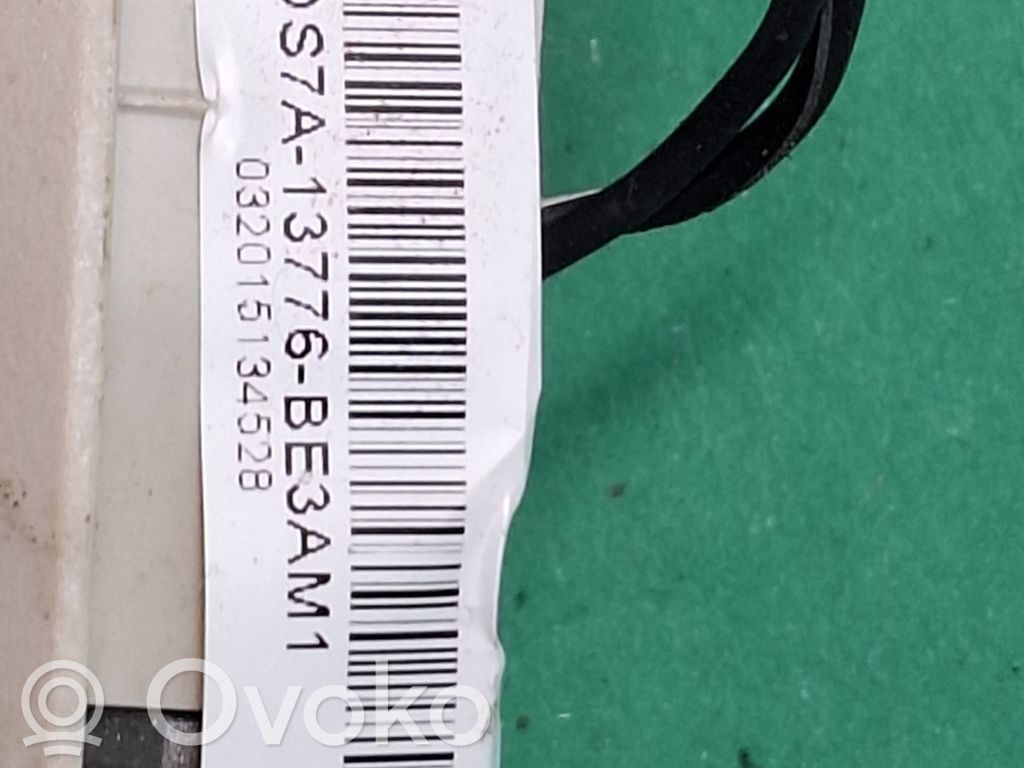 Ford Mondeo MK V Lampka podsufitki tylna 