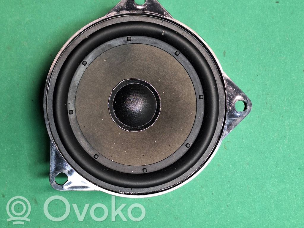 BMW X3 E83 Haut-parleur de porte avant 