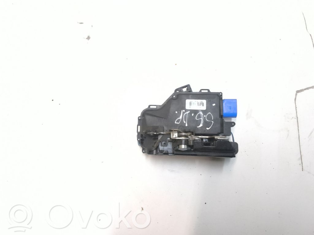 Volkswagen Golf V Front door lock 