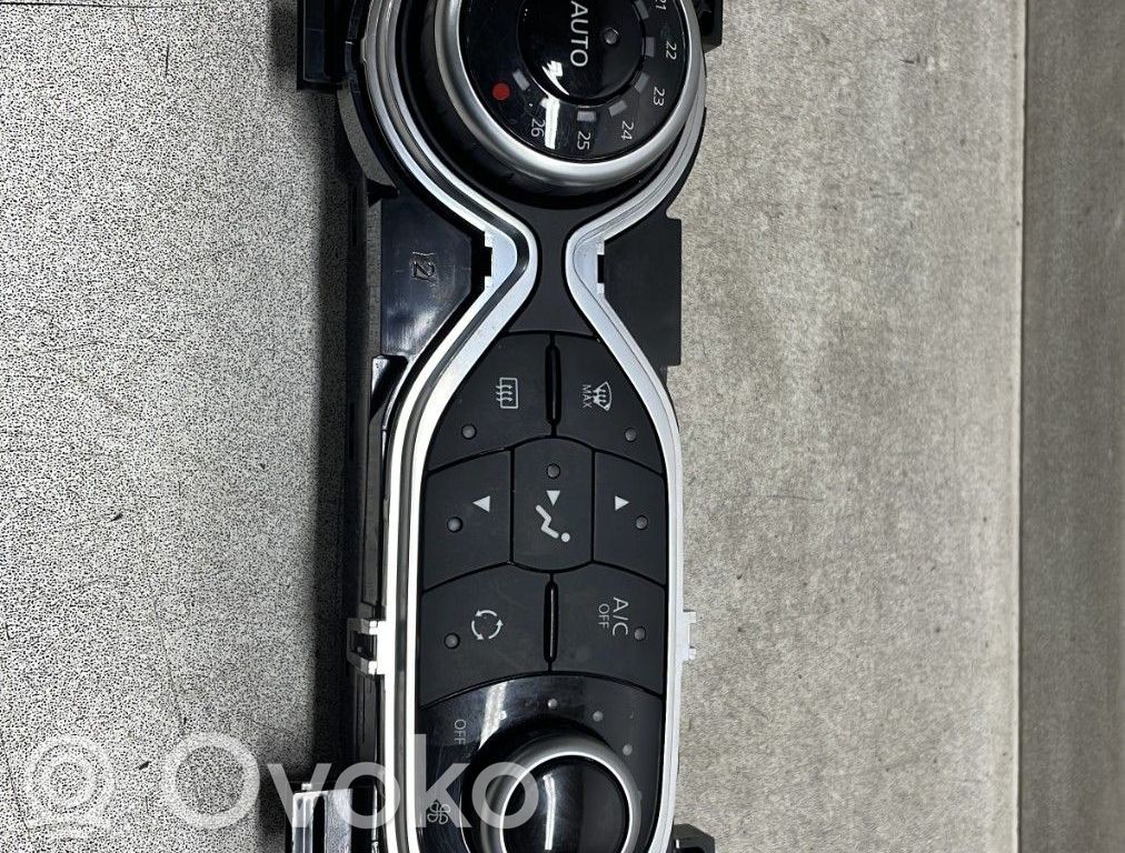 Dacia Sandero Climate control unit 