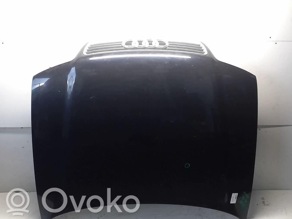 Audi A4 S4 B5 8D Konepelti 