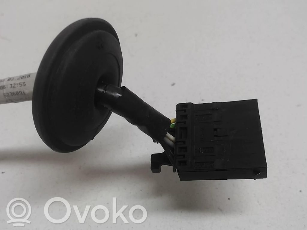 Opel Zafira B Manualne lusterko boczne drzwi przednich 
