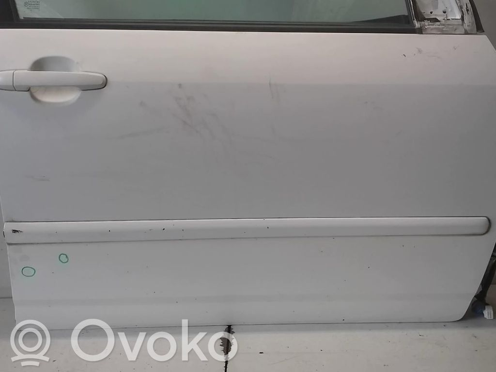Toyota Corolla E120 E130 Durvis 