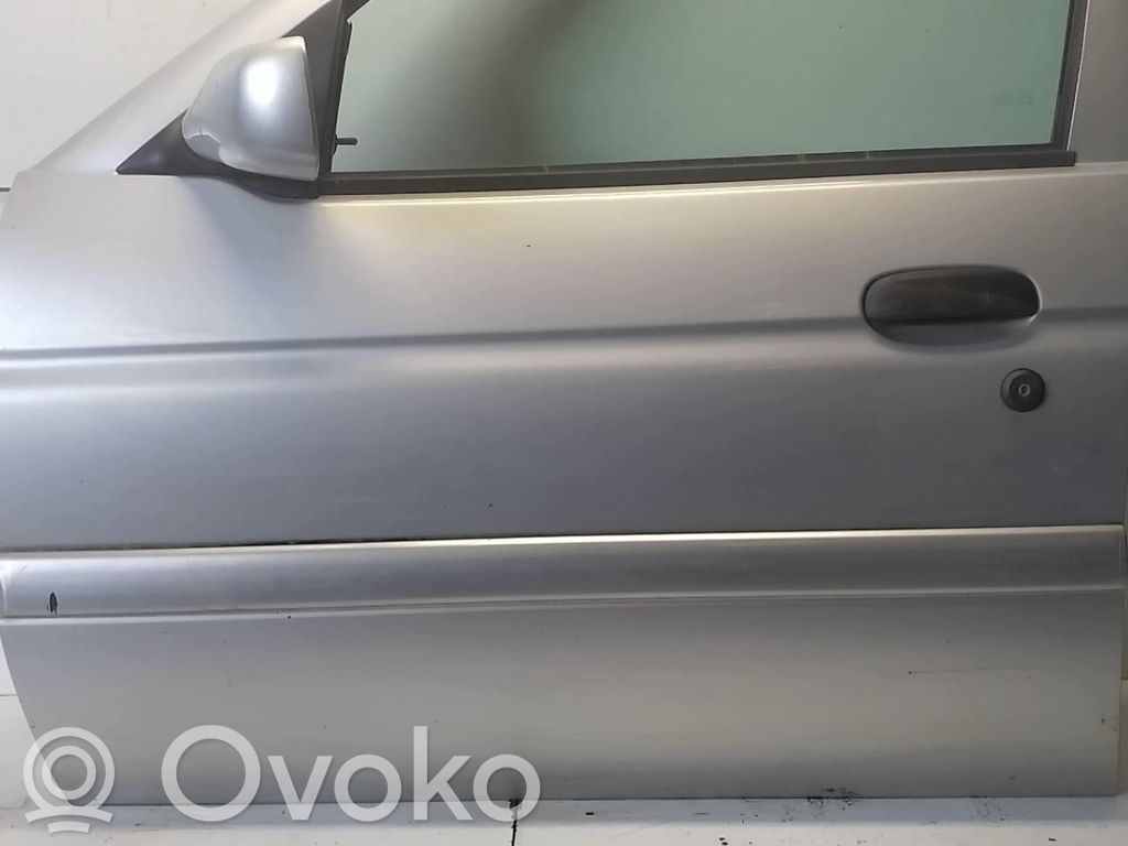 Ford Escort Дверь 