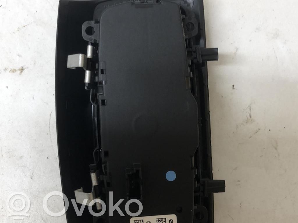 BMW 2 F45 Interruptor de luz 