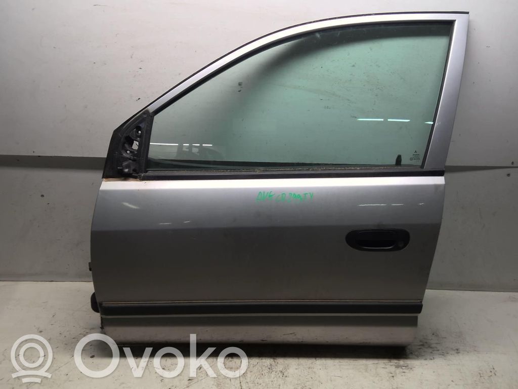 Mitsubishi Space Star Puerta delantera 