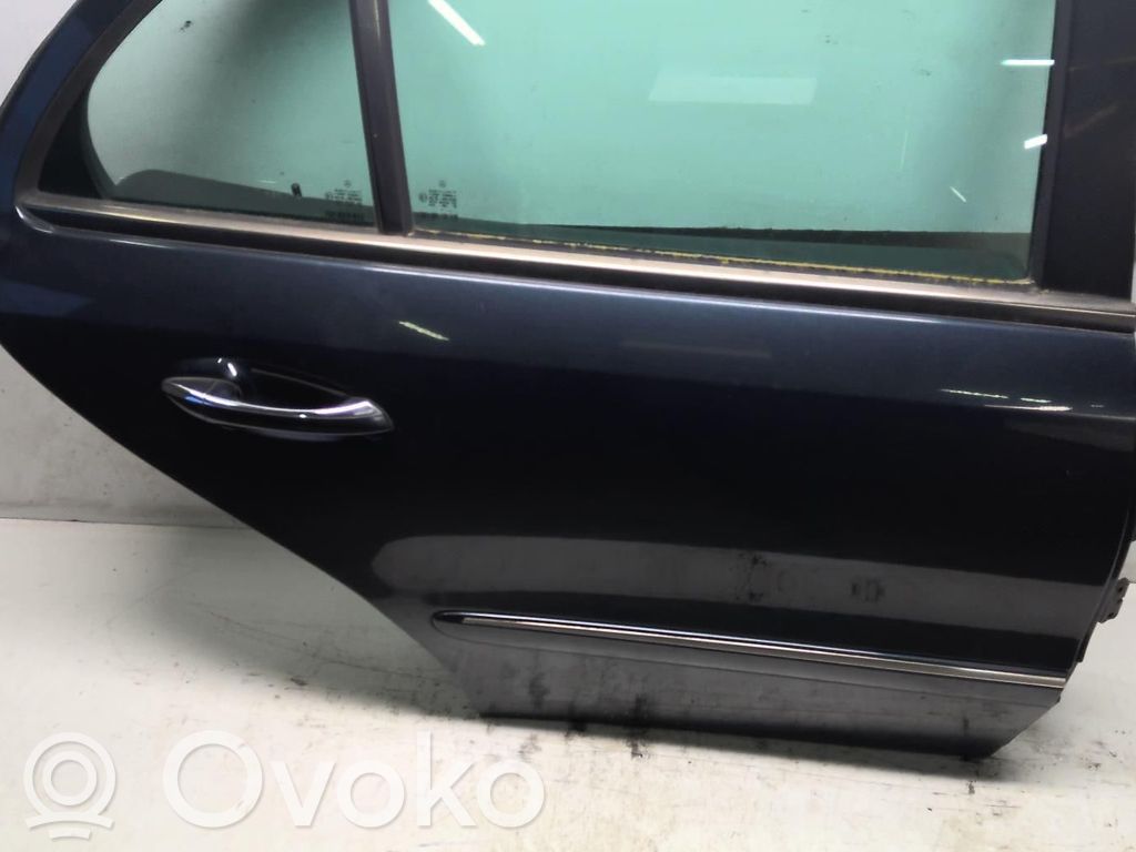 Mercedes-Benz E W211 Puerta trasera 