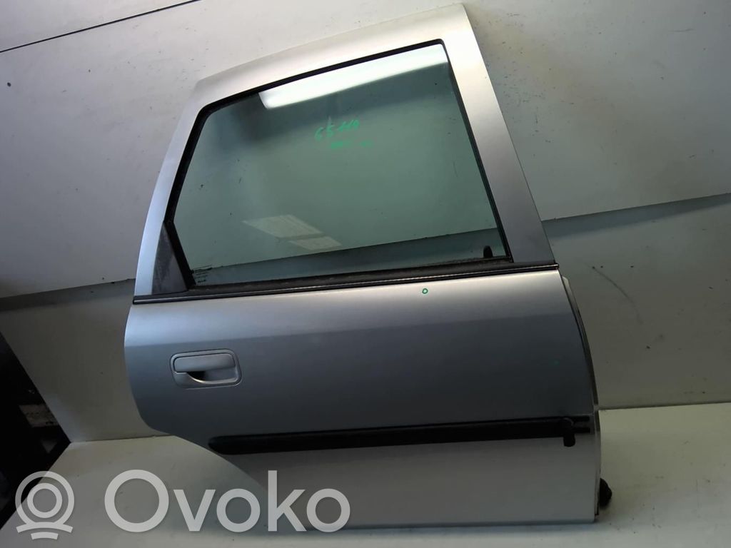 Opel Vectra B Puerta trasera 