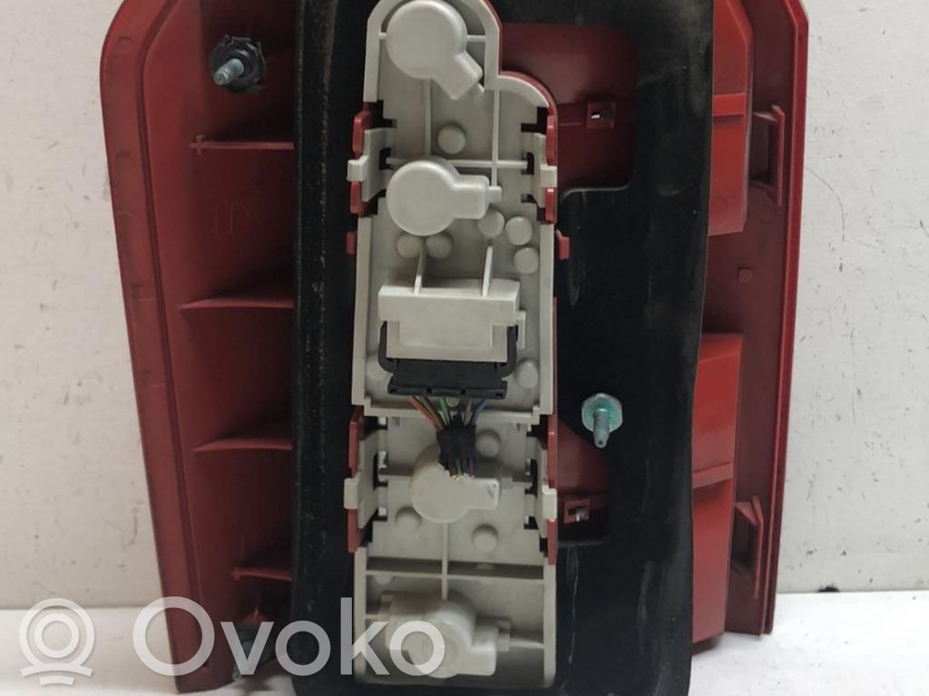 Takavalot   8Z0945096C
