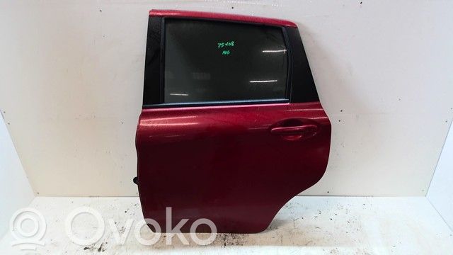 Nissan Note (E12) Galinės durys 