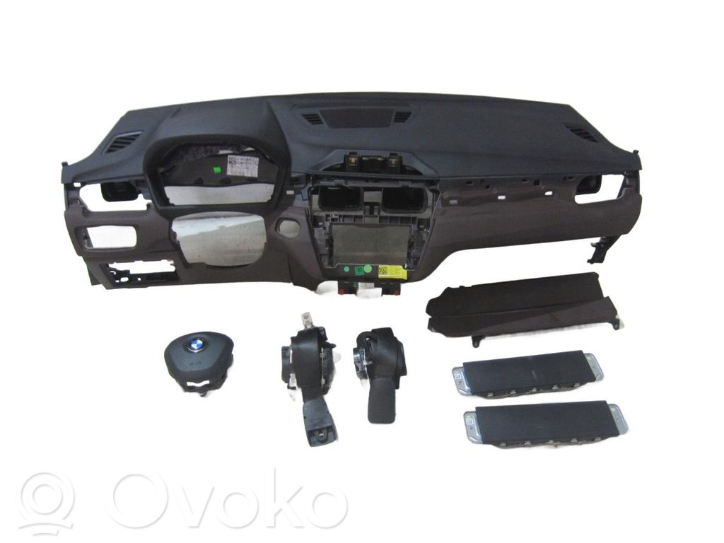 BMW X1 F48 F49 Deska rozdzielcza 