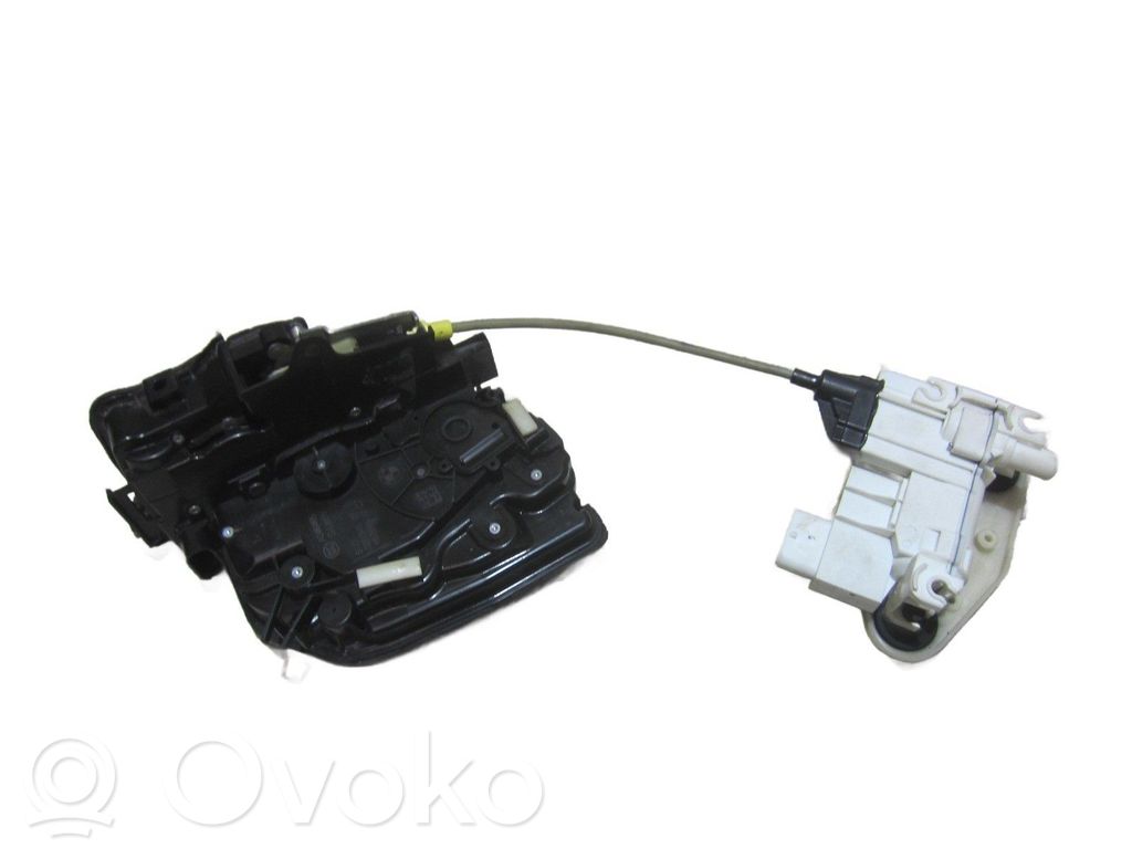 BMW X5 F15 Zamek drzwi przednich 