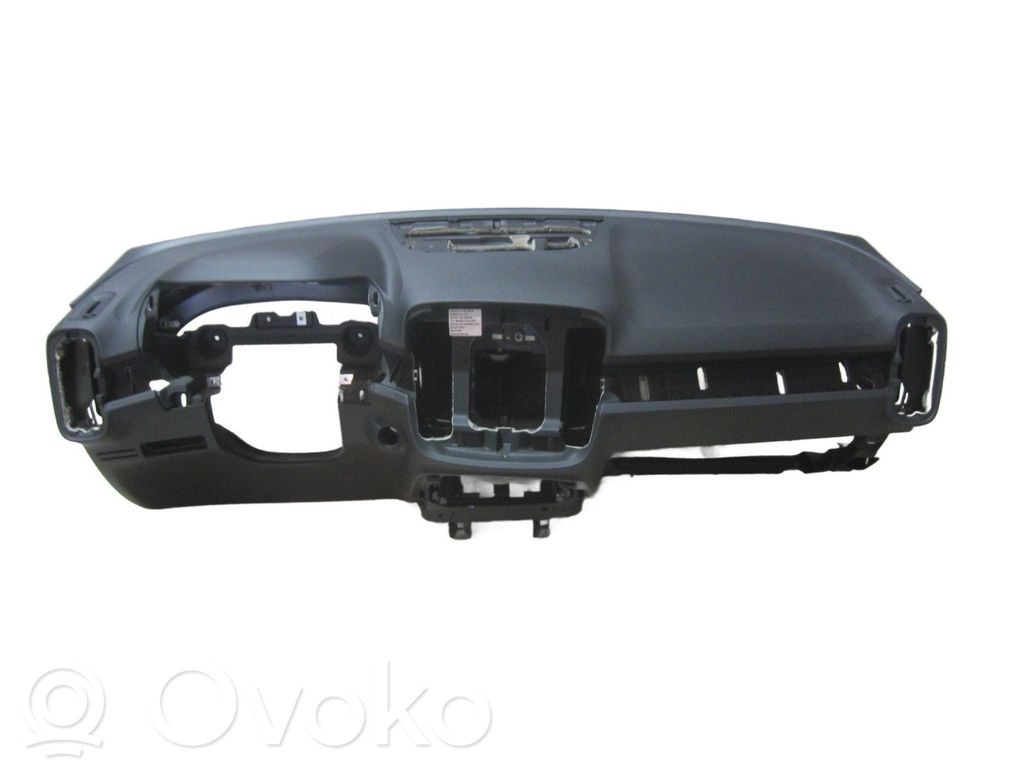 Volvo XC40 Panelis 