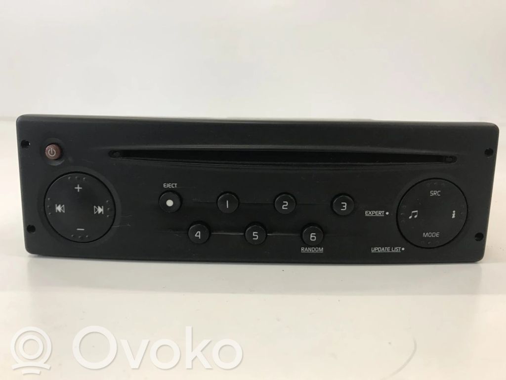 Renault Trafic II (X83) Radio / CD-Player / DVD-Player / Navigation 