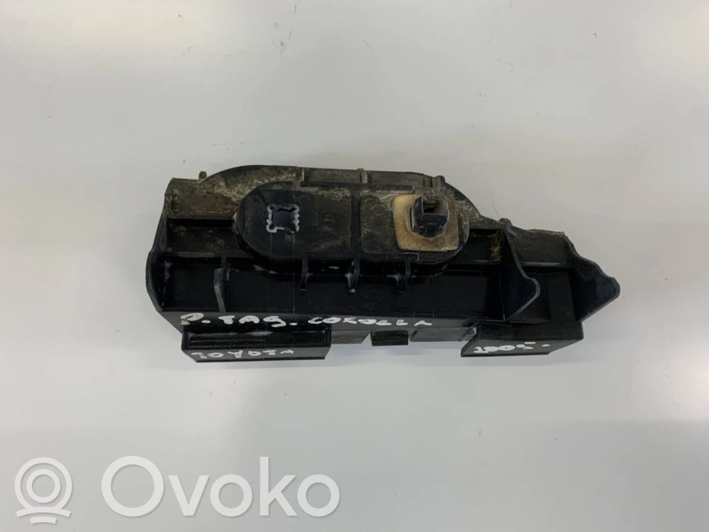 Rear bumper mounting bracket
