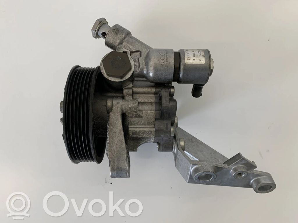 BMW 6 E63 E64 Ohjaustehostimen pumppu 