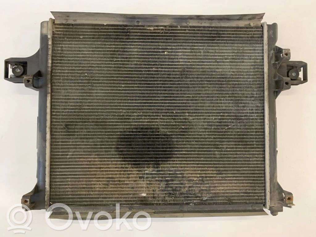 Jeep Grand Cherokee (WK) Coolant radiator 
