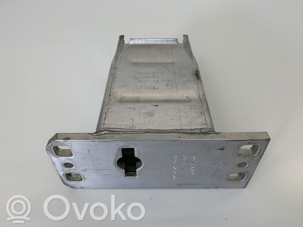 BMW 6 E63 E64 Priekinis amortizatorius bamperio 