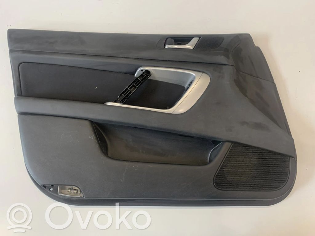 Subaru Legacy Etuoven verhoilu 