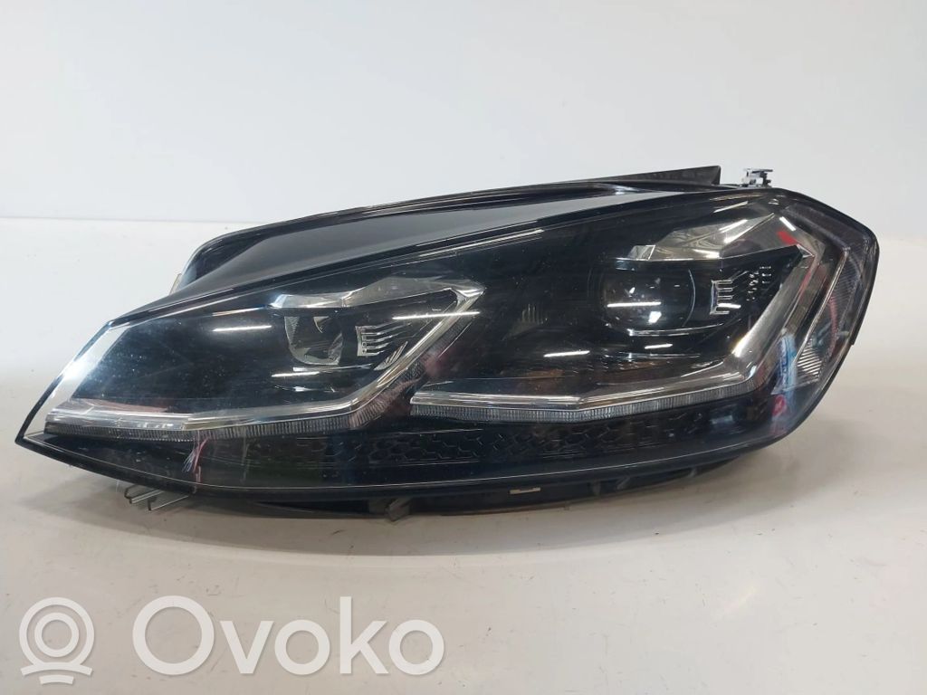 Volkswagen Golf VII Scheinwerfer 