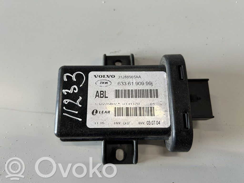 Volvo V70 Light module LCM 