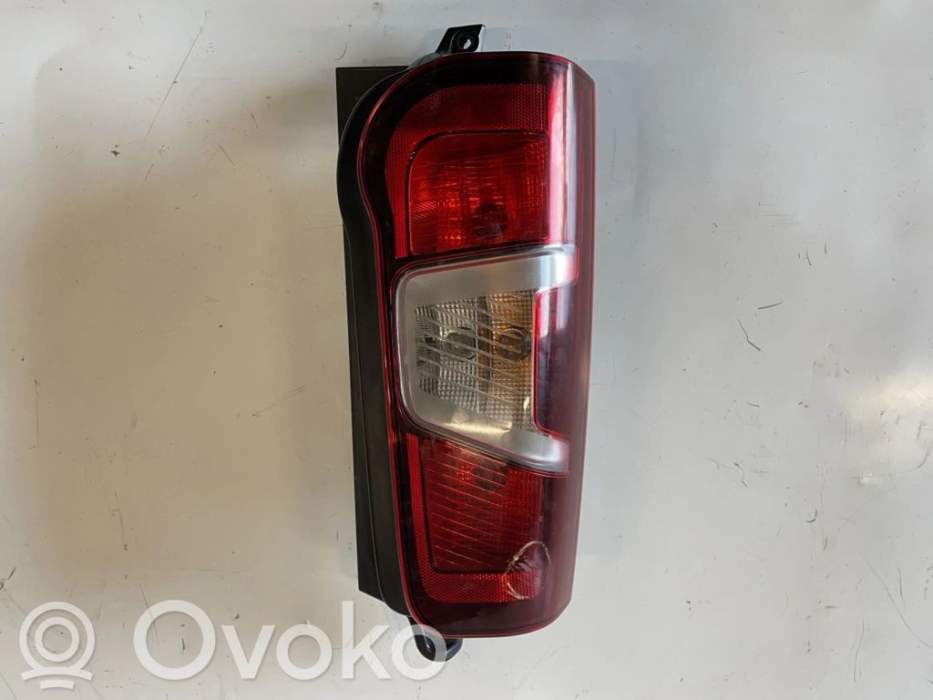 Lampa tylna   9819235880,9819235880,200101007LH,200101007LH