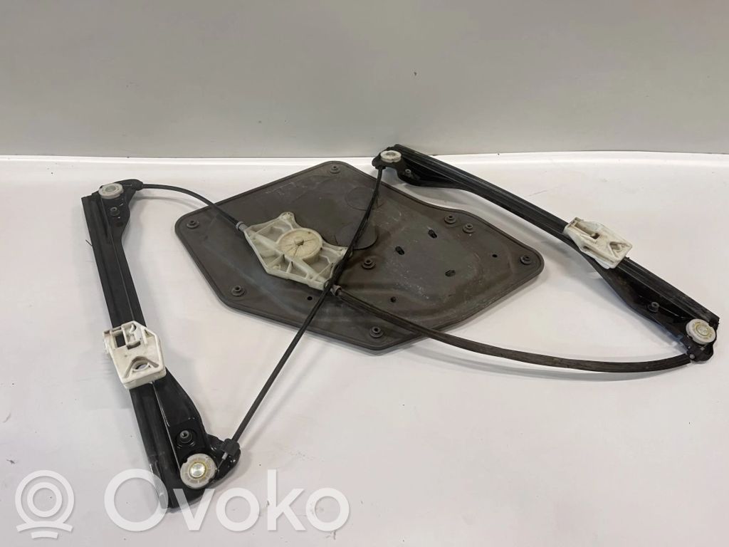 Skoda Superb B6 (3T) Front door electric window regulator 