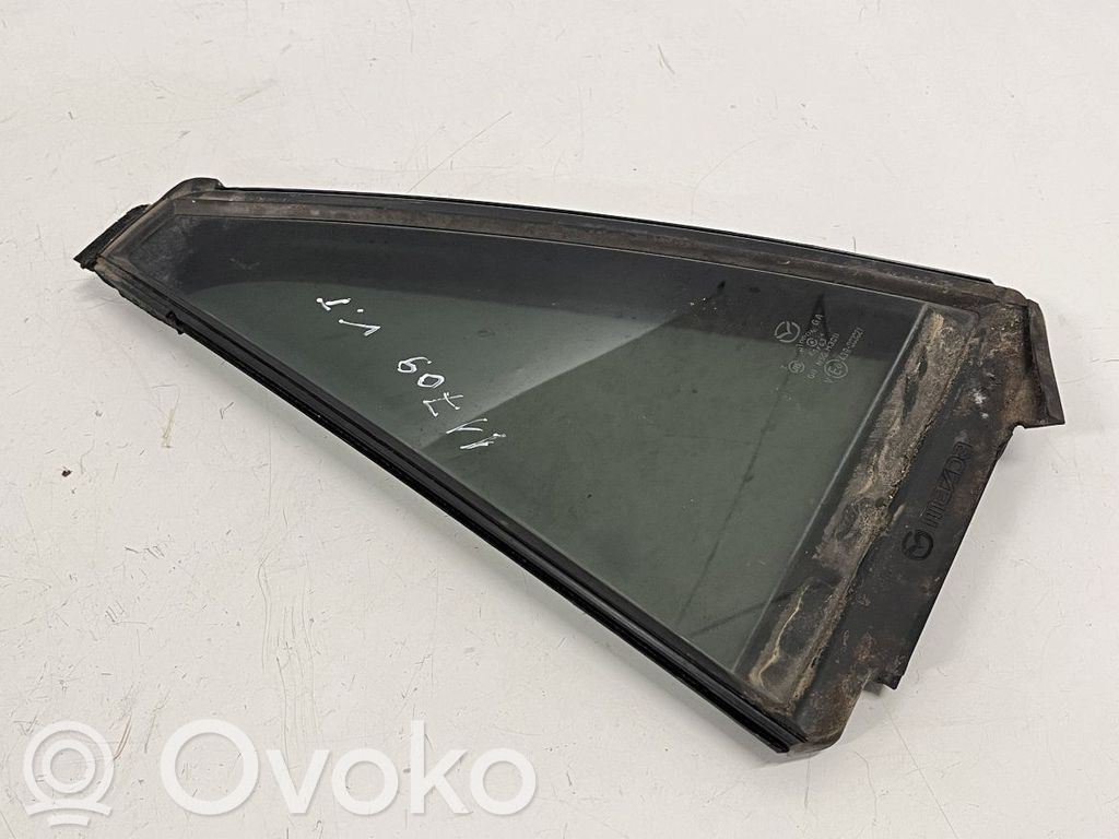Mazda 6 Ventanilla de ventilación de la puerta trasera 
