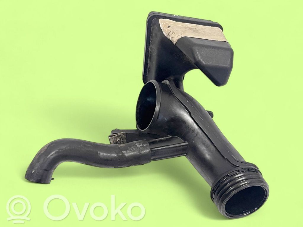 BMW X3 E83 Intake resonator 