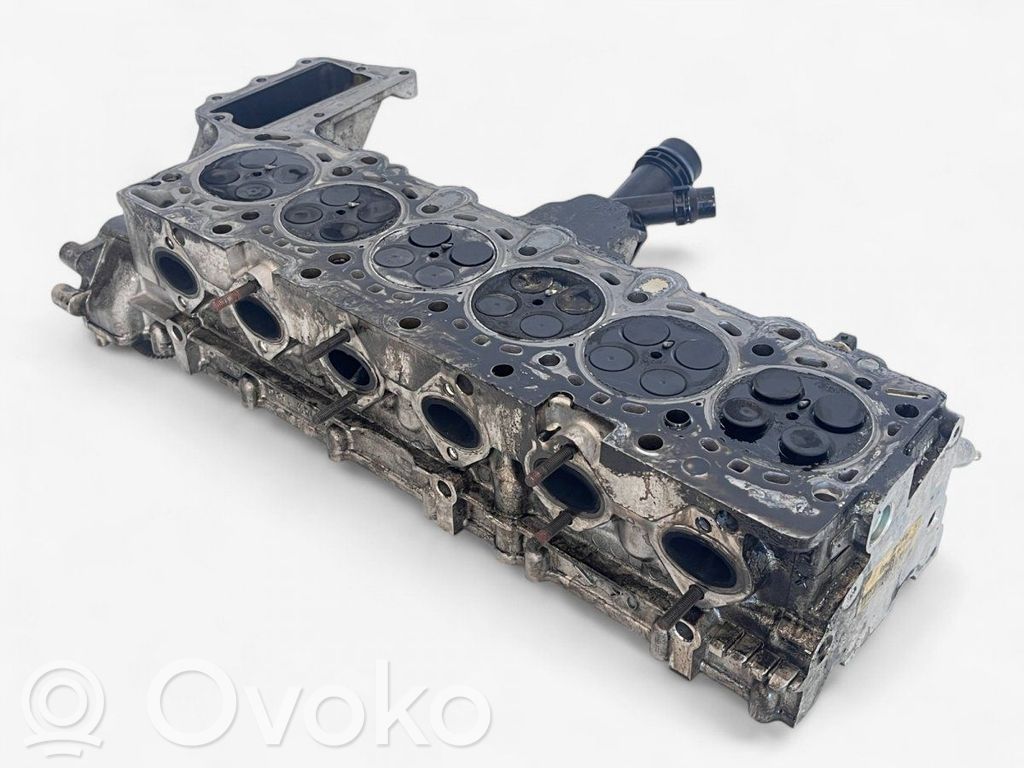 BMW X3 E83 Engine head 