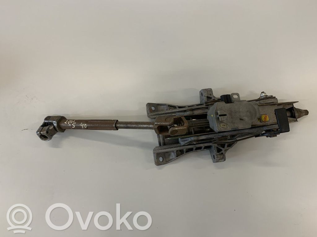 Volvo S40 Steering wheel axle 