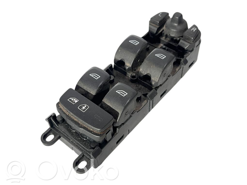 Volvo V70 Electric window control switch 