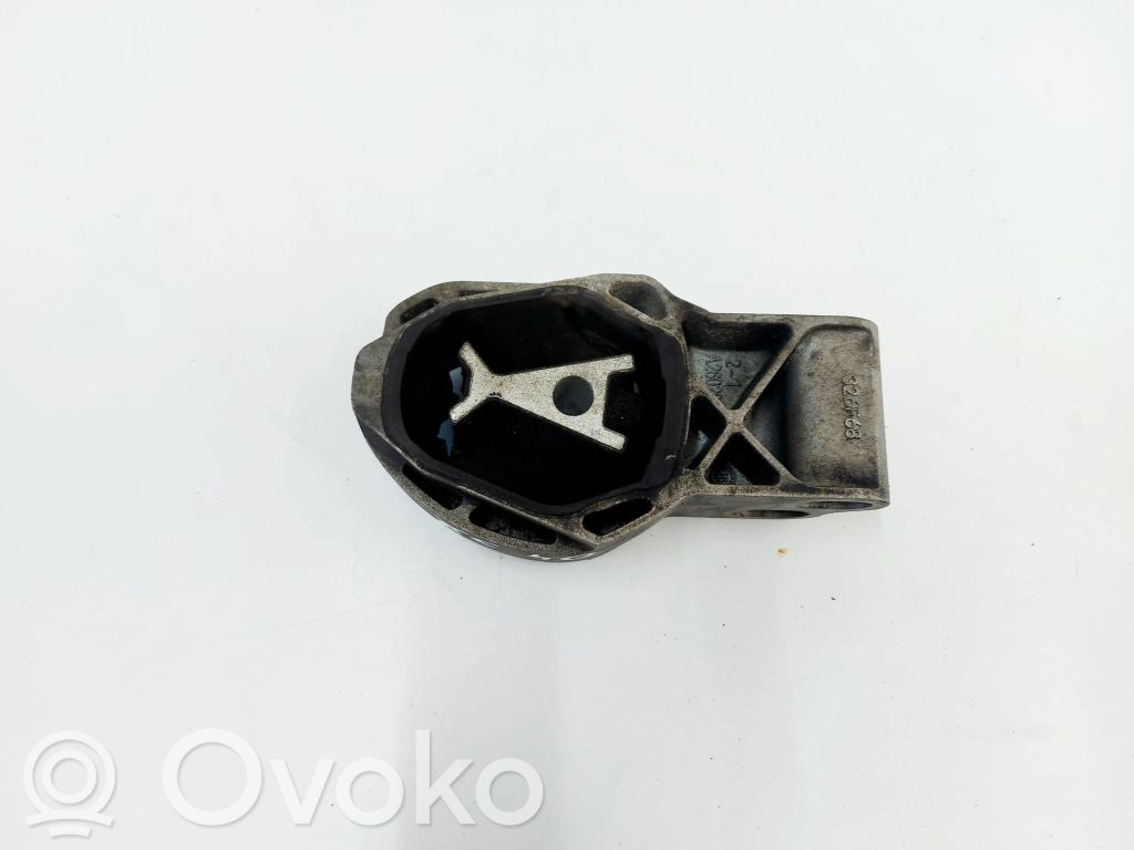 Volvo XC40 Engine mount vacuum valve 