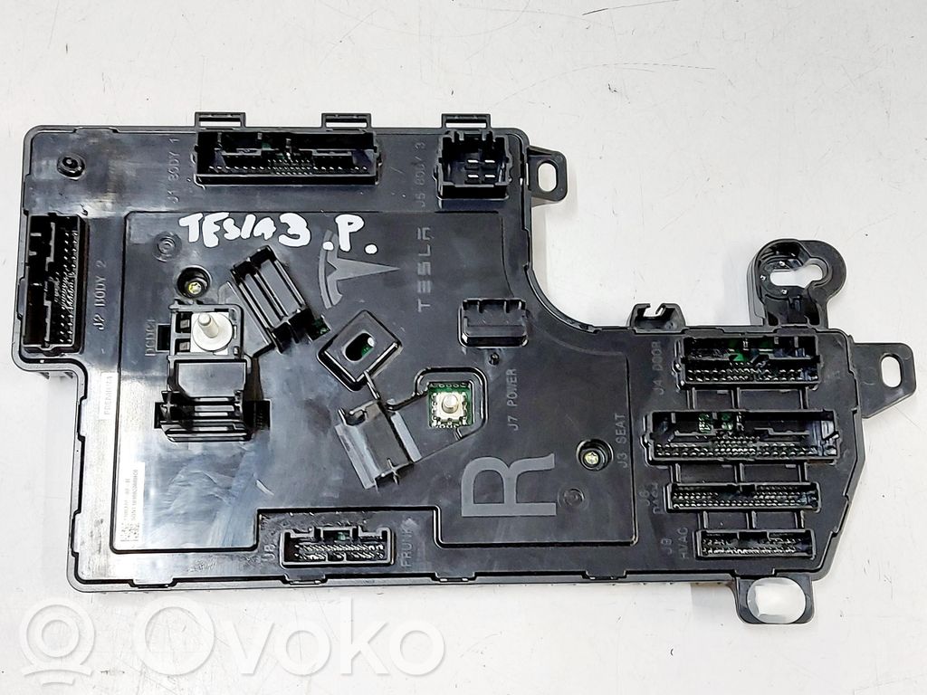 Tesla Model 3 Module confort 