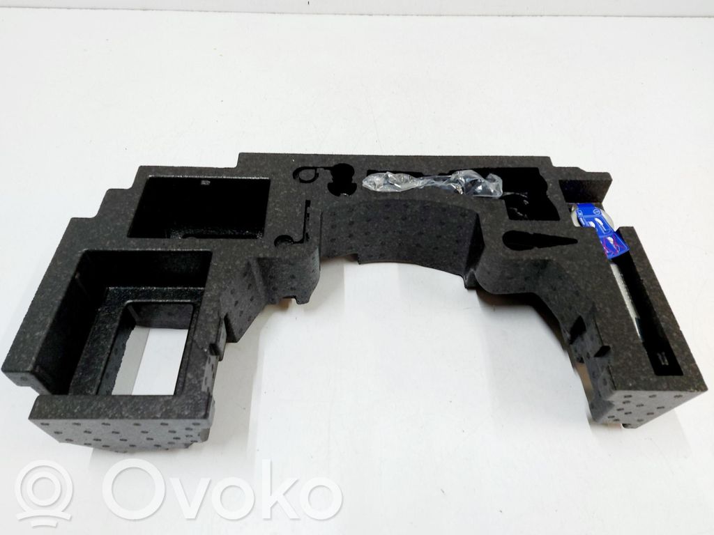 Volvo XC40 Tool set 