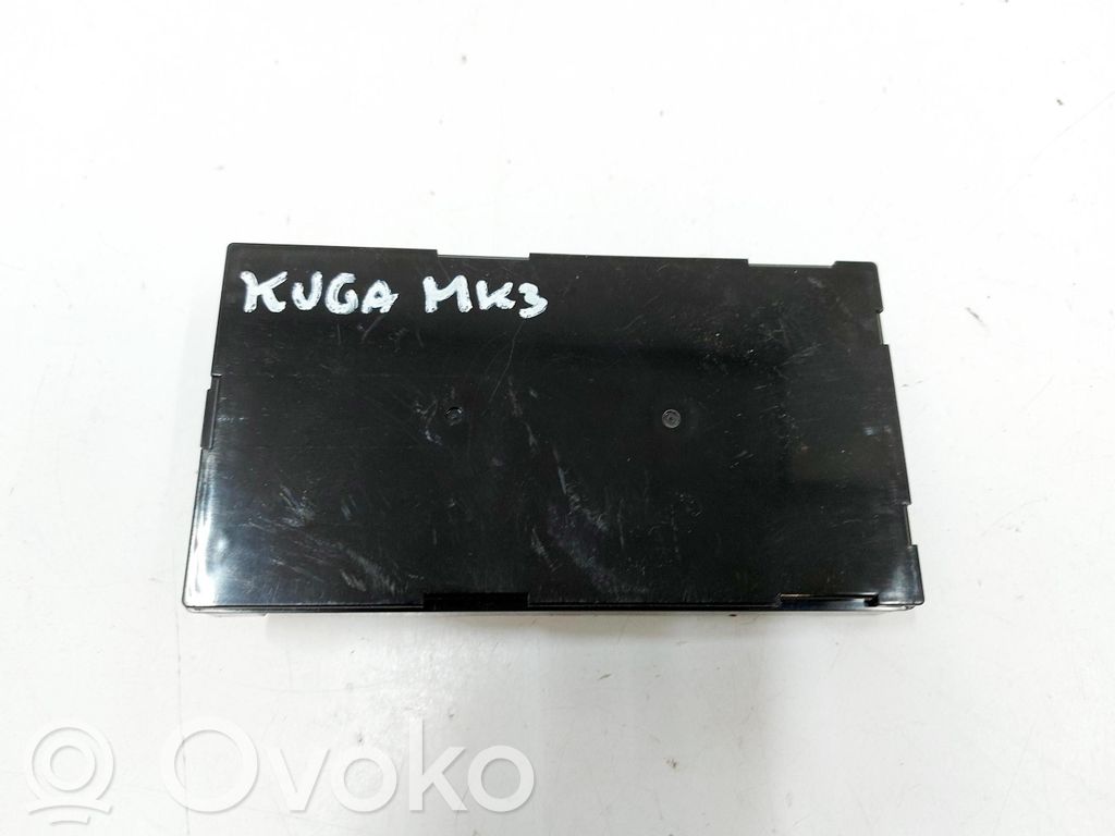 Ford Kuga III Wireless charging module 