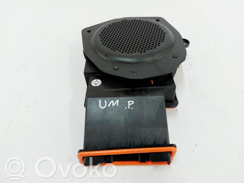 BMW iX1 Subwoofer 