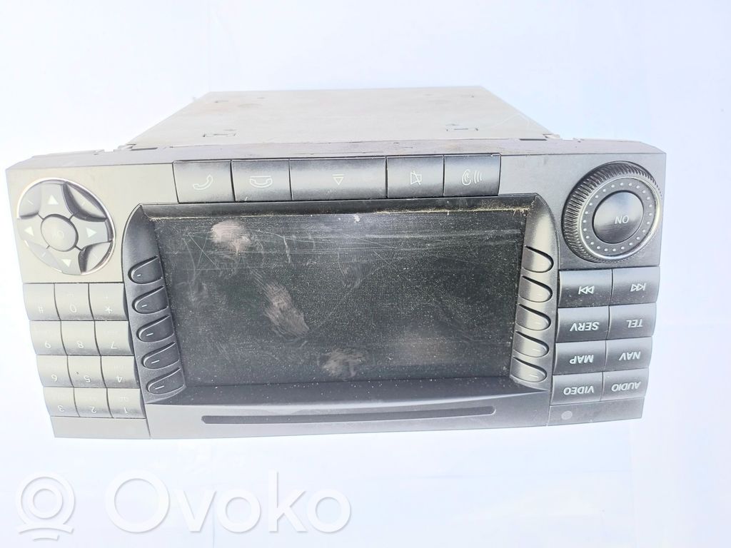 Mercedes-Benz E W211 Panel / Radioodtwarzacz CD/DVD/GPS 