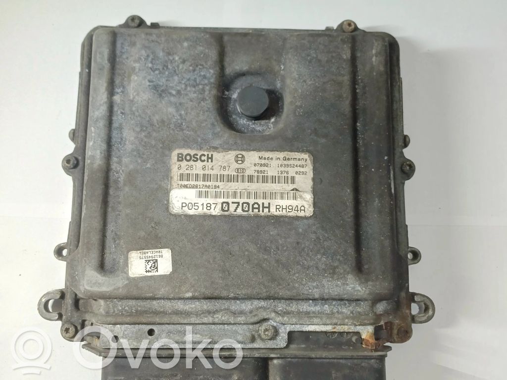 Chrysler Voyager Engine control unit/module 