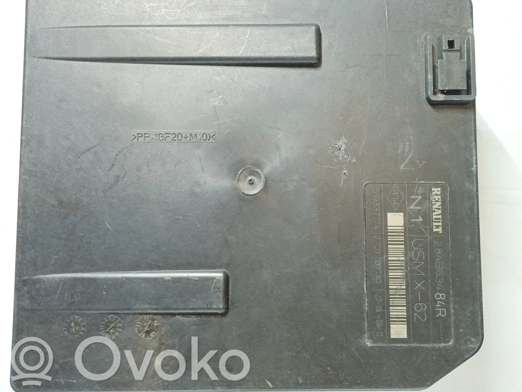 Renault Master III Fuse module 