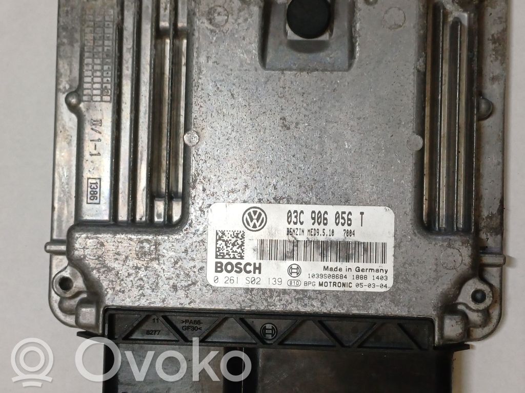 Volkswagen PASSAT B6 Engine control unit/module 